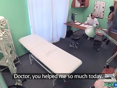hot slutty chick thanks her doc by sucking his dick