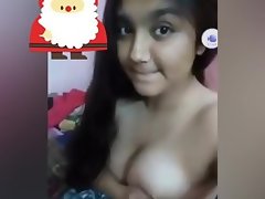 Aditi Nanda boobs show