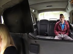 Milf cabbie bangs young passenger