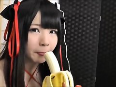 AsianSexPorno.com - Cute japan girl eat banana